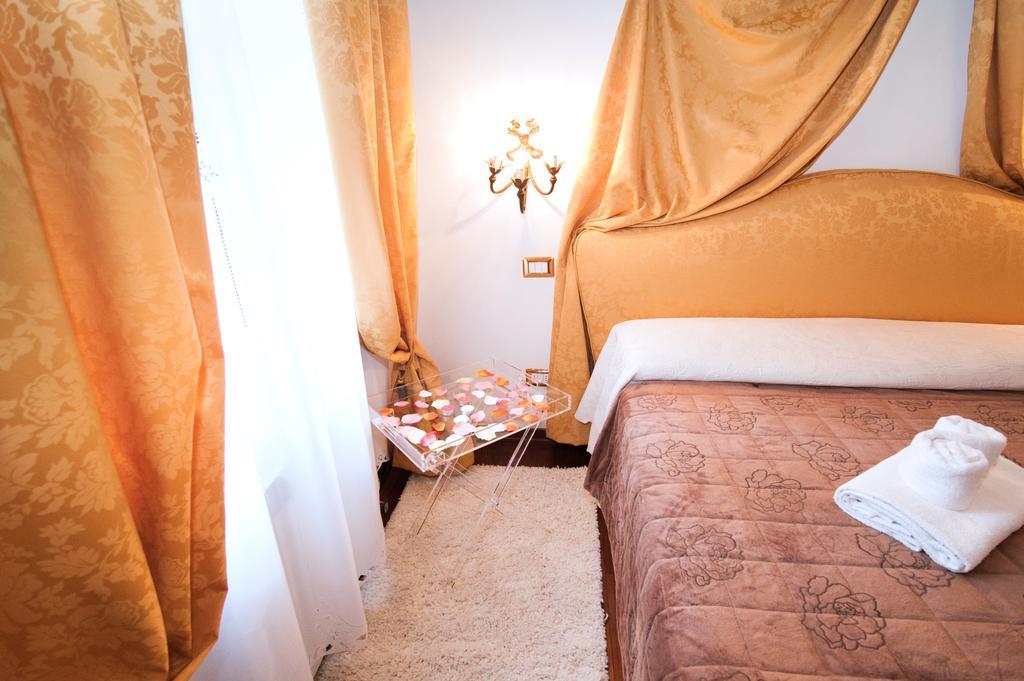 Casa Albrizzi Apartment เวนิส ภายนอก รูปภาพ